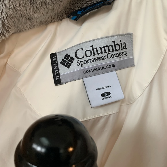 Columbia | Titanium Winter Jacket - Picture 10 of 10